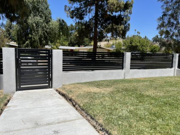 Royal Stainless Fence & Railing Inc.