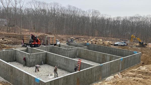 P & R Construction Co