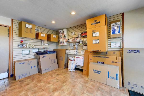 Peoples Storage