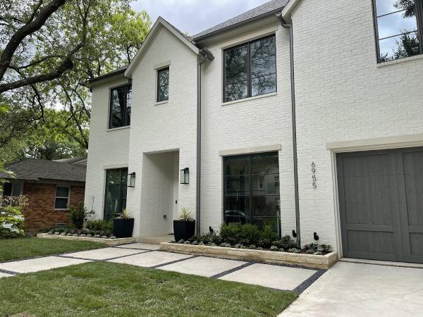 Richmond & Associates Landscaping
