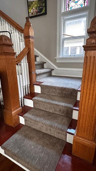 Apelian Carpets & Orientals