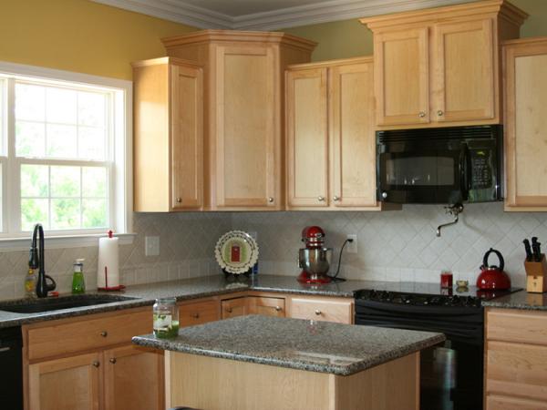 Bertha's Cleaning & Janitorial Service