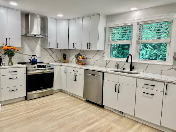 Northeast Kitchen and Bathroom