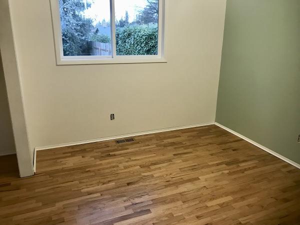EC Hardwood Flooring