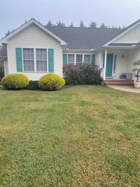E&M Landscaping Services LLC