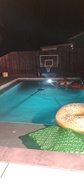 Marios Pool Service