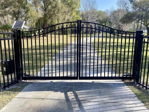 J Rivers Fence