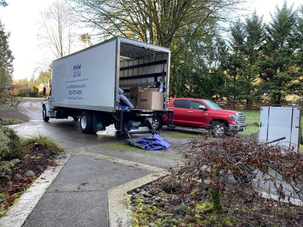 PNW Moving and Delivery
