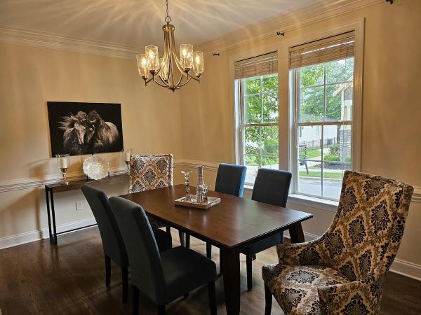 Linda's Elegant Staging and Redesign