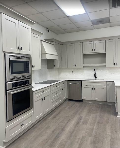 Everlasting Kitchen & Bath- Cabinets & Countertops