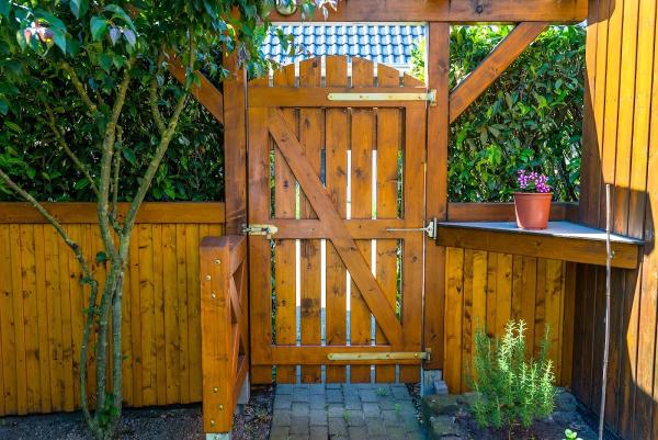 Fencetastic Stain