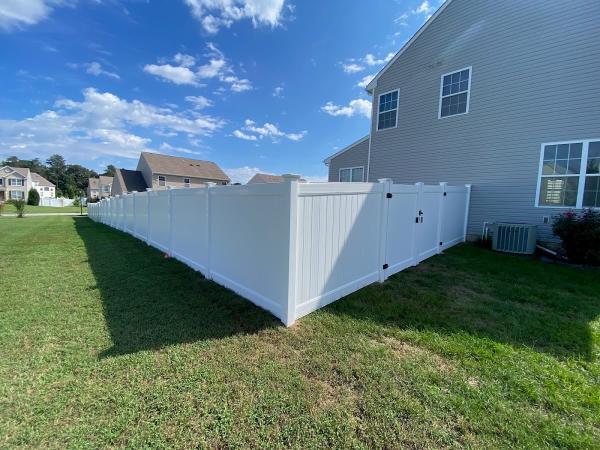 Scutro Fence & Deck