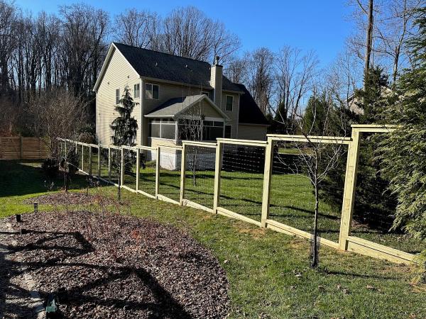 Scutro Fence & Deck
