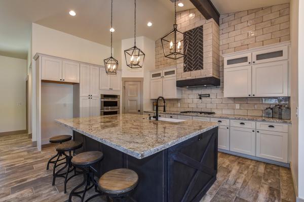 Diamond Kitchen & Bath Inc