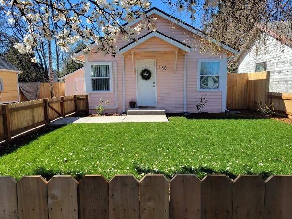 Graham Landscape Design & Maintenance