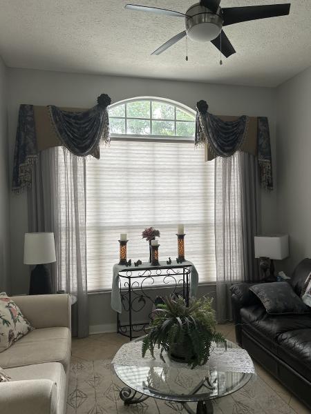Halina's Custom Interiors & Awnings Inc.