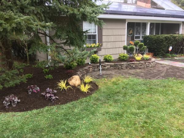 River Stone Landscaping