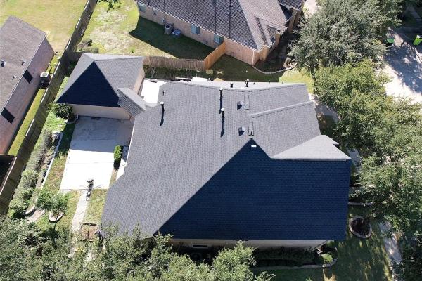 Lucid Roofing & Construction