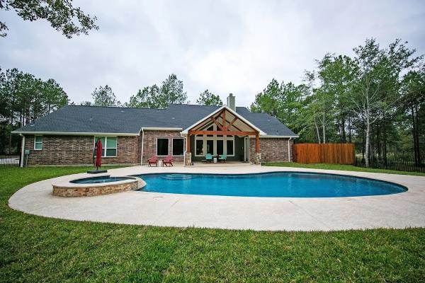 Ecoworks Pool & Outdoors