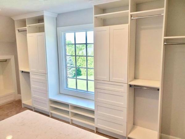 Konza Closets