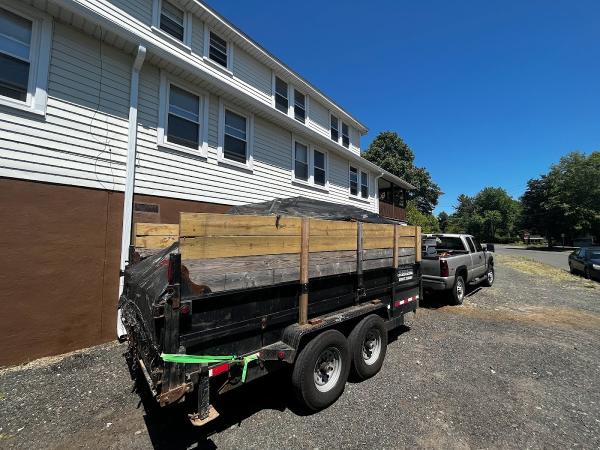 203junkit LLC Junk Removal & Demolition