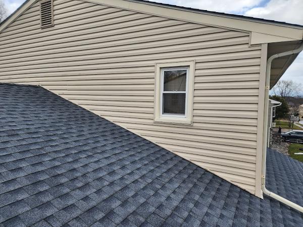 Davinci Roofing-Gutters