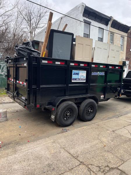T Maxwell Junk Removal & Cleanouts