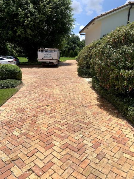 Miami Roof Cleaning Services