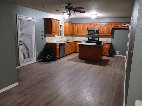 Holly-Wood Tulsa Wood Refinishing