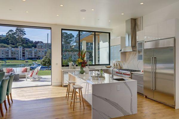 California's Custom Cabinetry