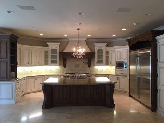 California's Custom Cabinetry