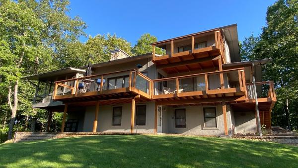 Triple Wide Pressure Washing and Deck Restoration