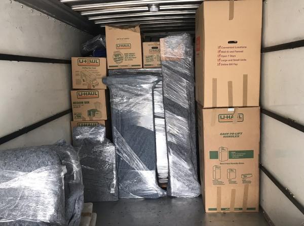 Mountem Up Movers LLC
