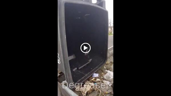 Cleaner Cans & Surfaces