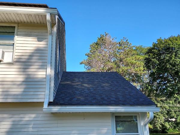 Supreme Gutters LLC