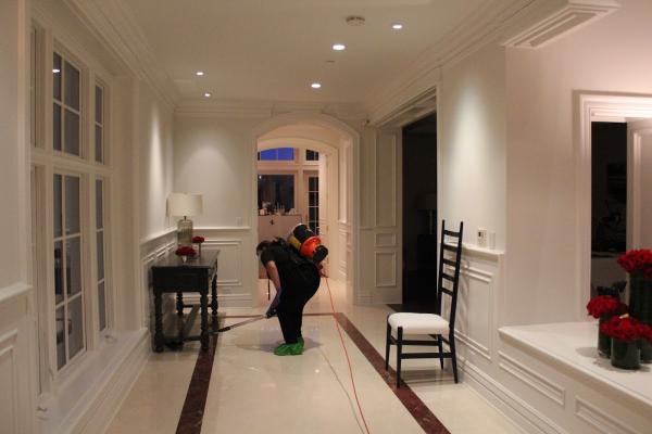 White Glove Cleaning Service