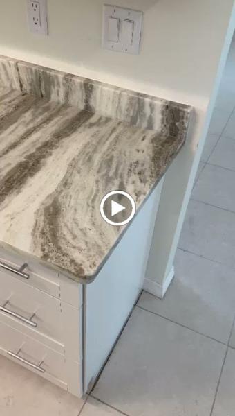 Roca Granite & Cabinets