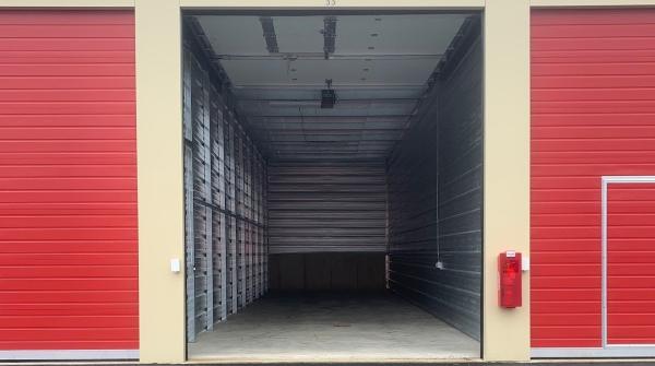 Storage World