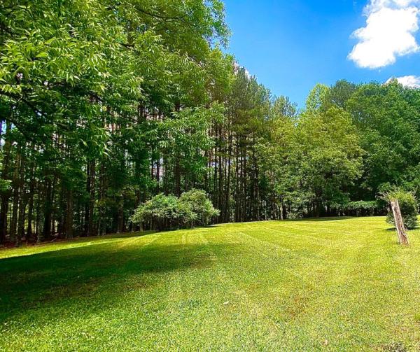 Bradley's Lawn Care and Landscaping