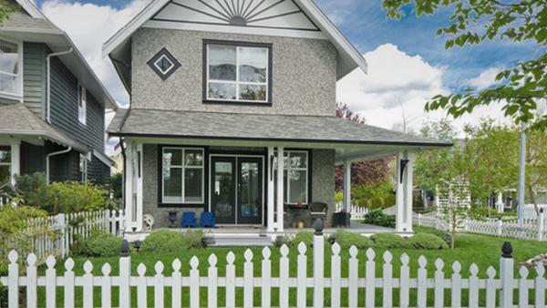 Distinctive Fences Inc.