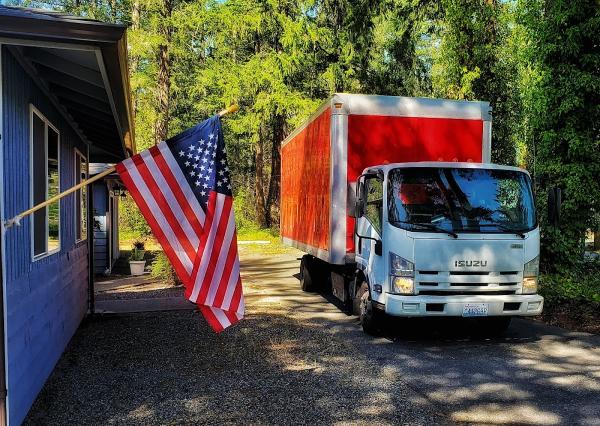 Rainier Delivery and Moving