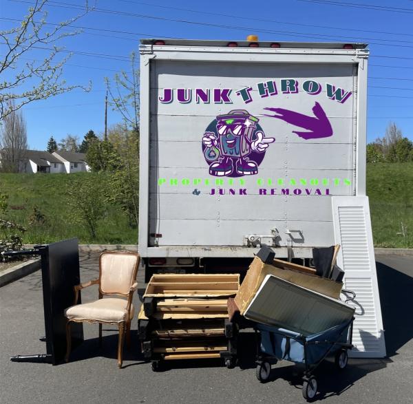 Junk Throw