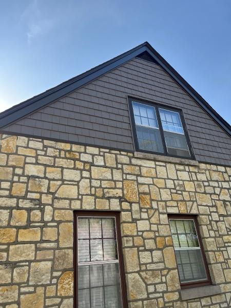 Thoroughbred Roofing & Construction