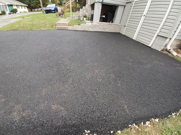 Willie's Paving Inc