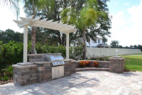 Danielle Fence & Outdoor Living