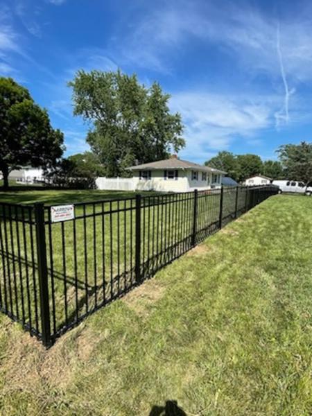 Arrow Fence & Gate