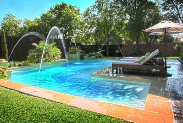 Suntan Pools