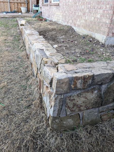 Santos Landscaping & Sprinklers