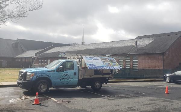 Power Clean Pressure Washing