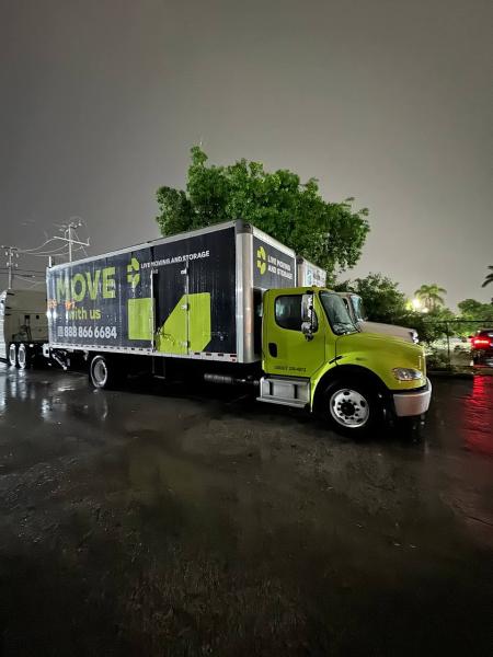 Live Moving and Storage